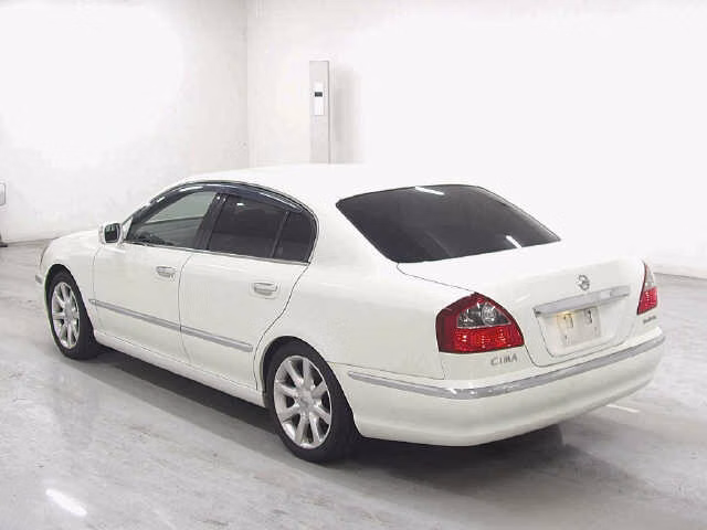 Nissan Cima