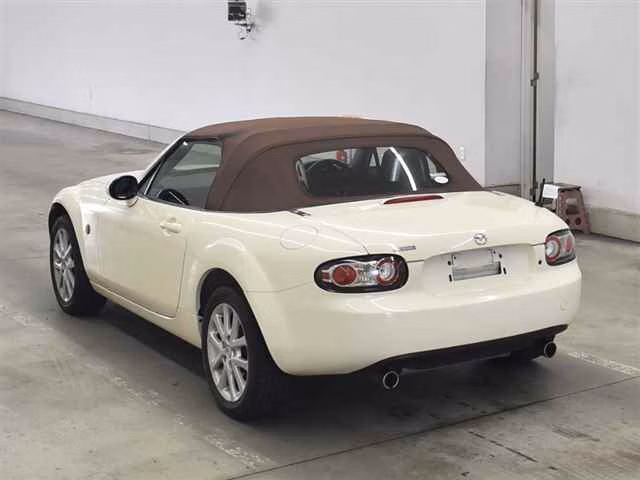 MAZDA ROADSTER