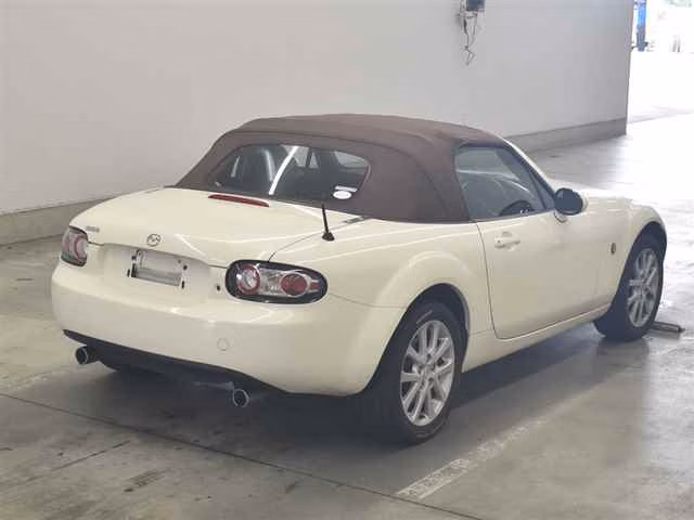 MAZDA ROADSTER