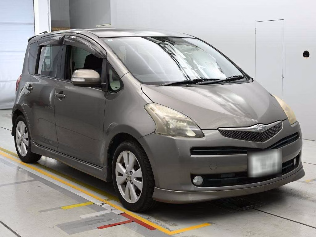 TOYOTA RACTIS