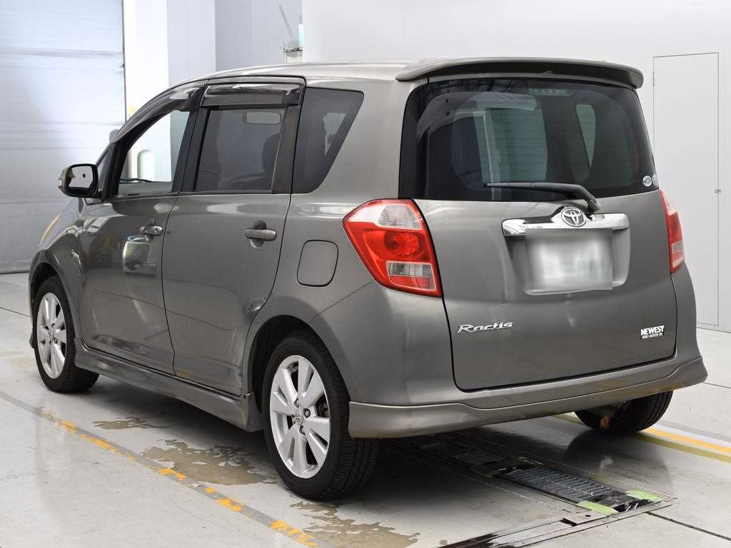 TOYOTA RACTIS