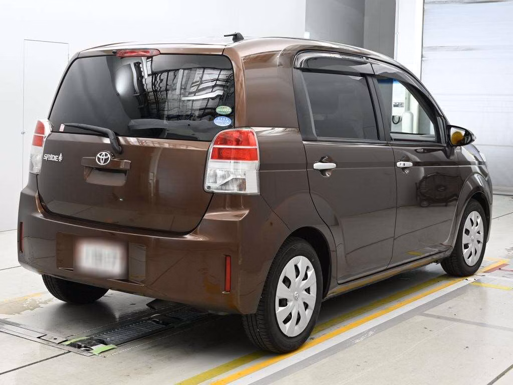 TOYOTA SPADE