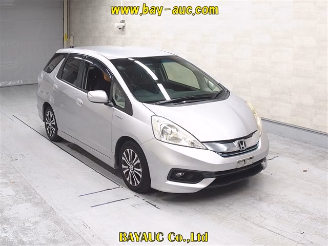 HONDA FIT SHUTTLE