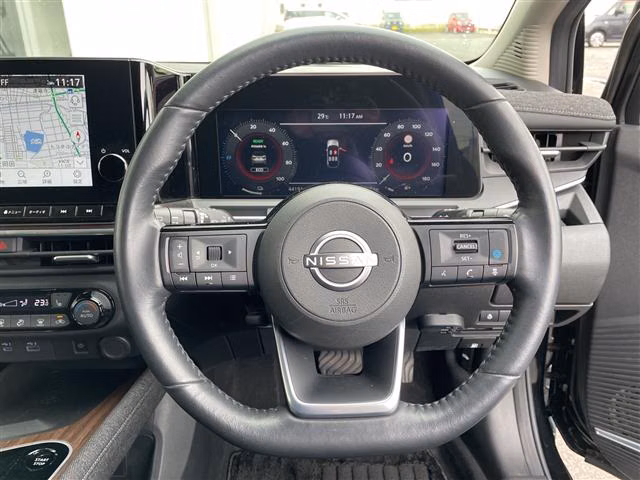 Nissan Aura