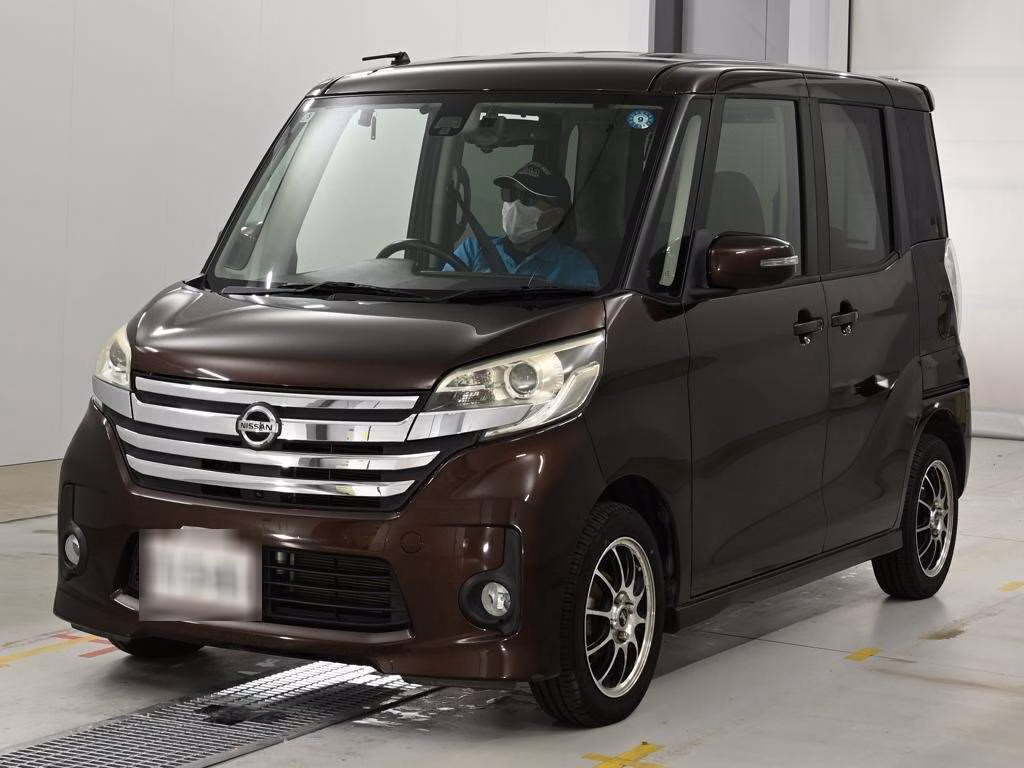 Nissan DAYZ Roox
