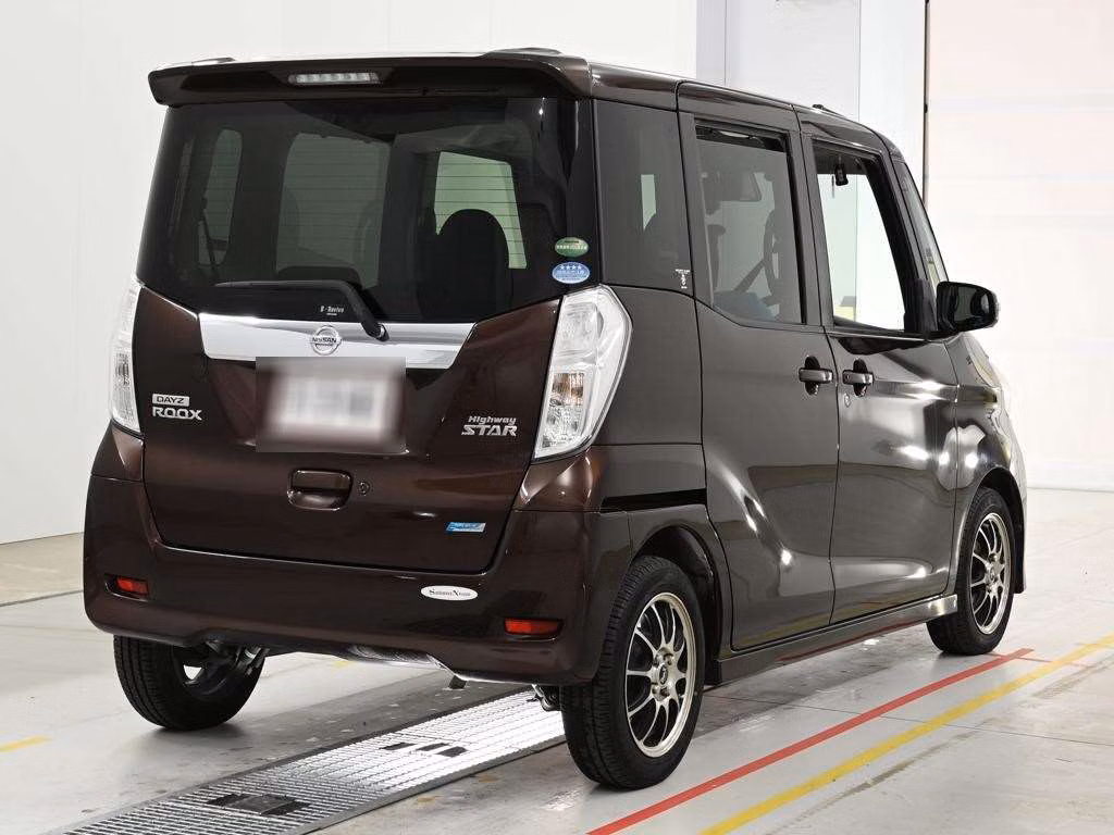 NISSAN DAYZ ROOX