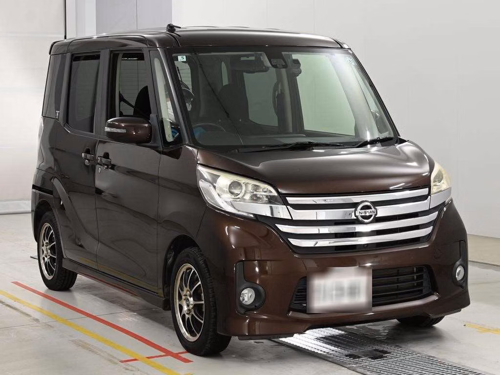 NISSAN DAYZ ROOX