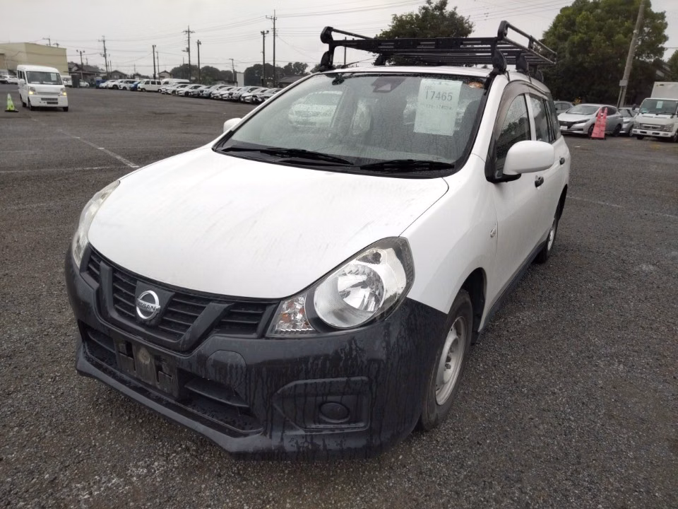 Nissan AD