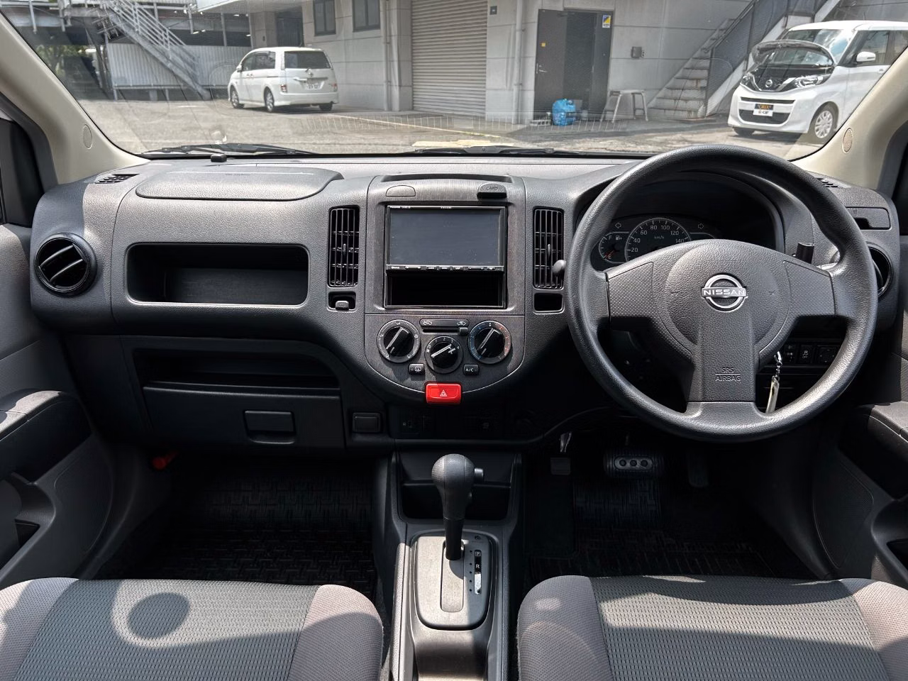 Nissan AD