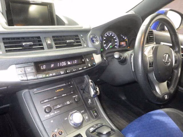 LEXUS CT200H
