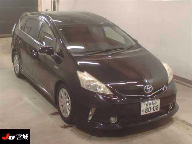 TOYOTA PRIUS ALPHA