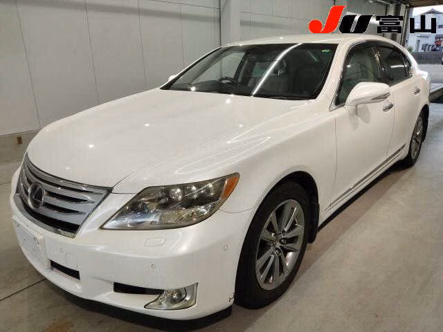 Lexus LS600h