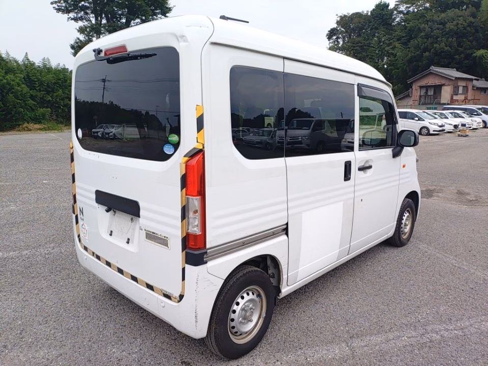 HONDA N-VAN