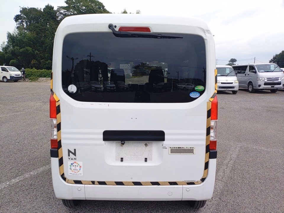 HONDA N-VAN
