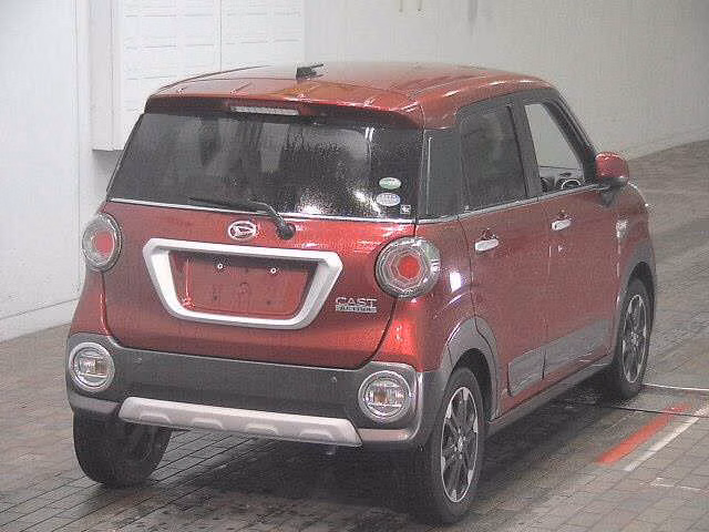 DAIHATSU CAST