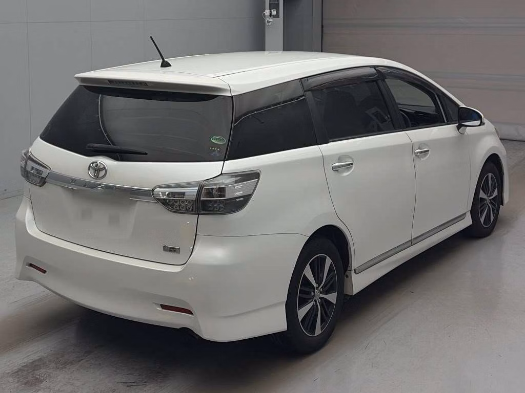 TOYOTA WISH
