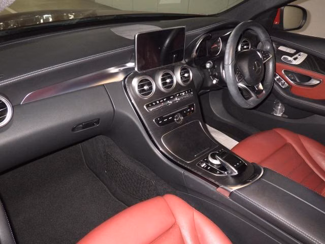 MERCEDES-BENZ C-CLASS
