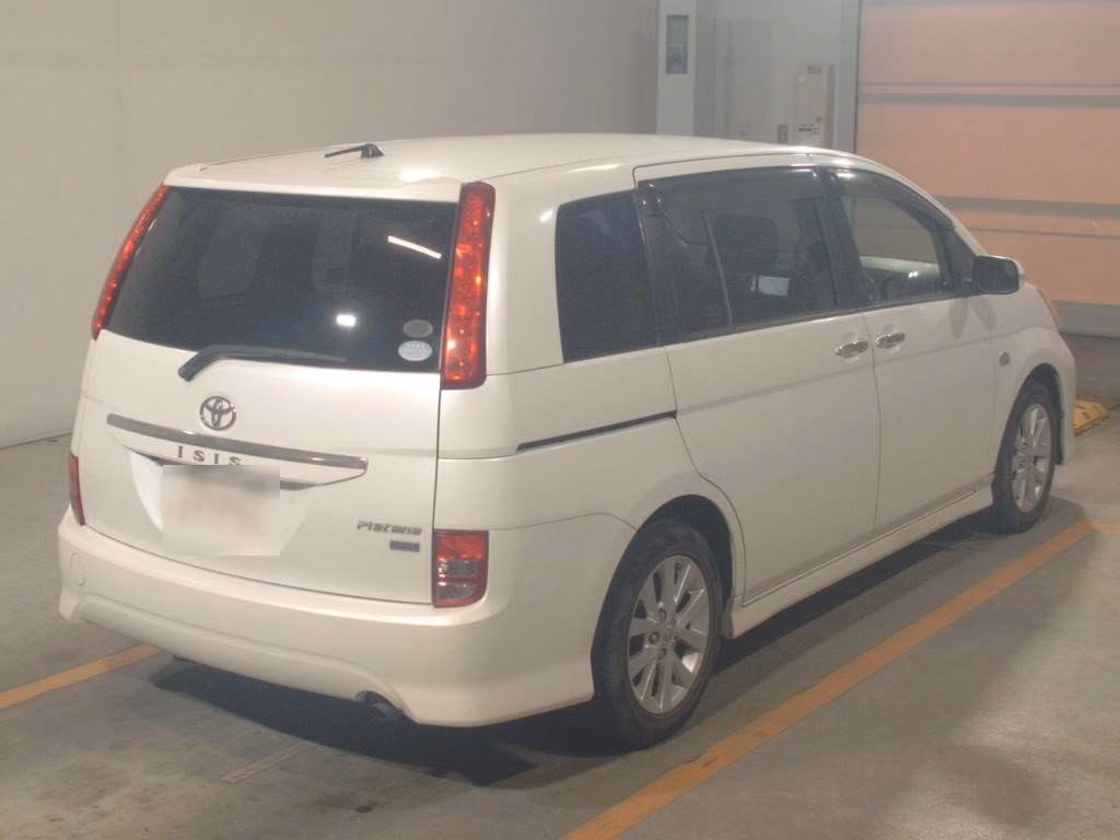 TOYOTA ISIS