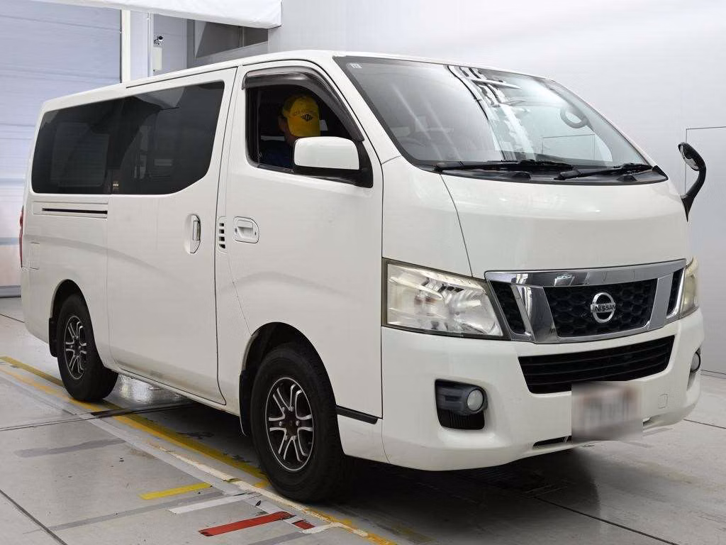 NISSAN NV350 CARAVAN
