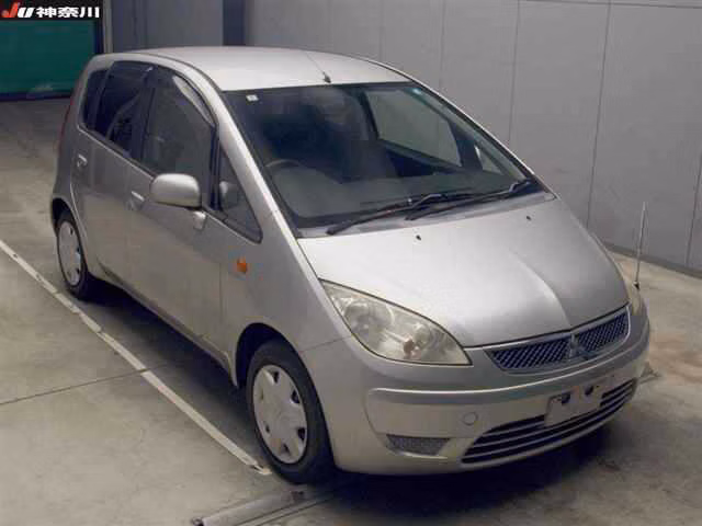MITSUBISHI COLT