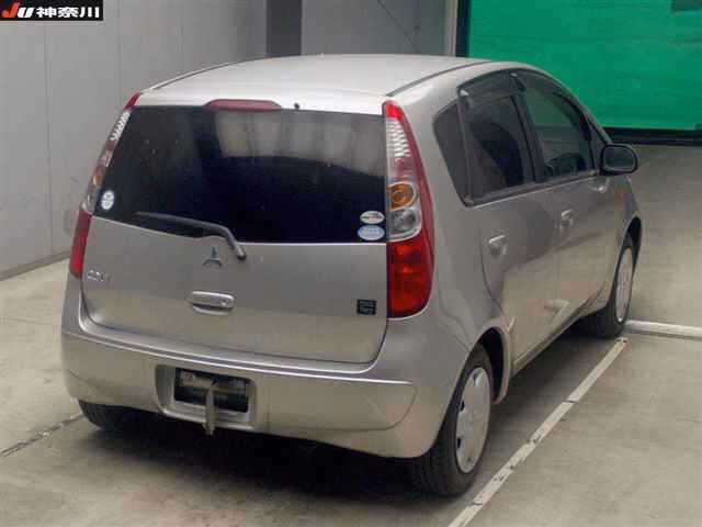 MITSUBISHI COLT