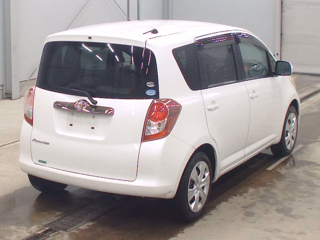 TOYOTA RACTIS