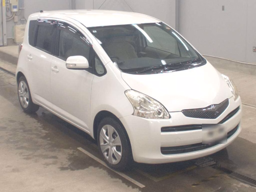TOYOTA RACTIS