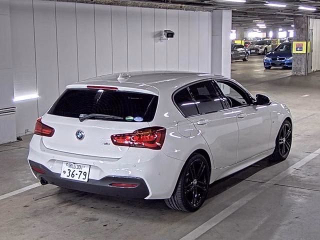 BMW 1-SERIES