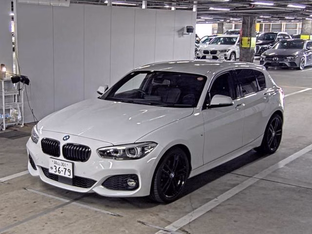 BMW 1-SERIES