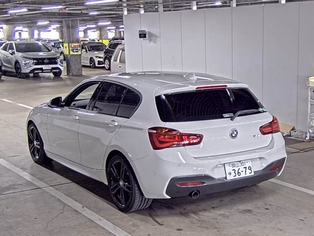 BMW 1-SERIES