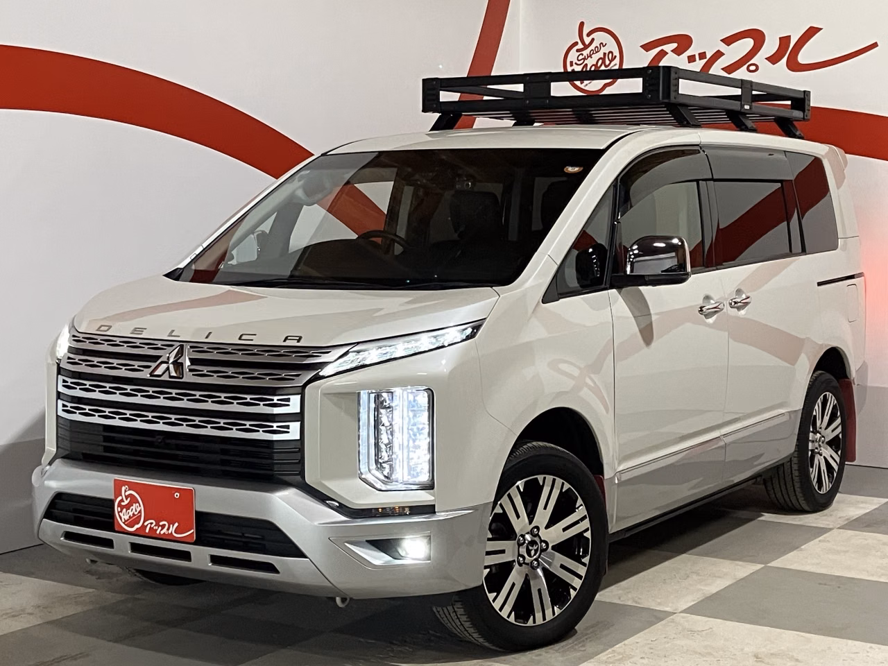 Mitsubishi Delica D:5