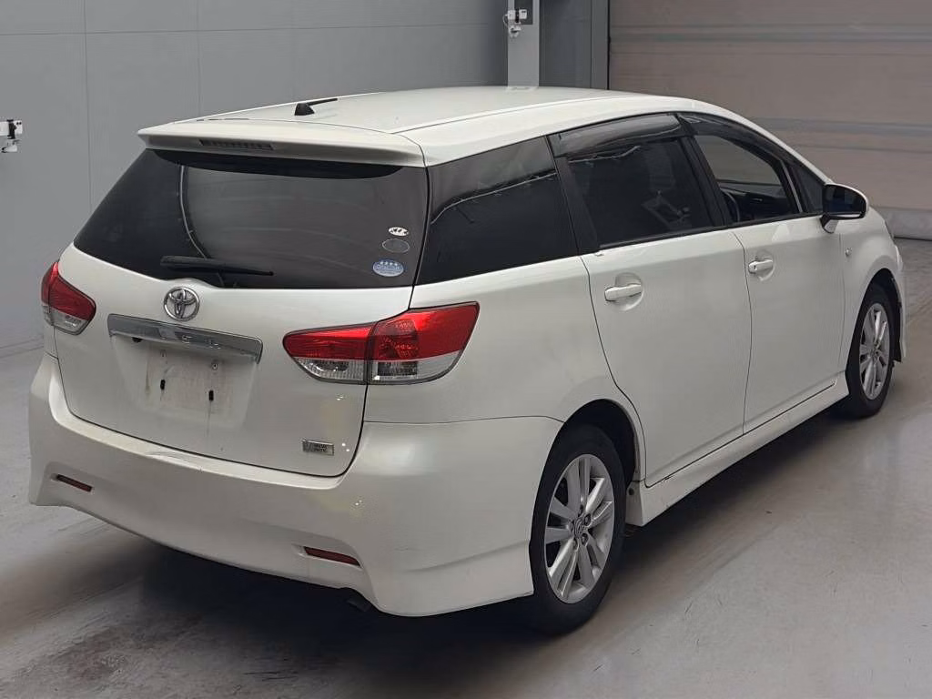 TOYOTA WISH