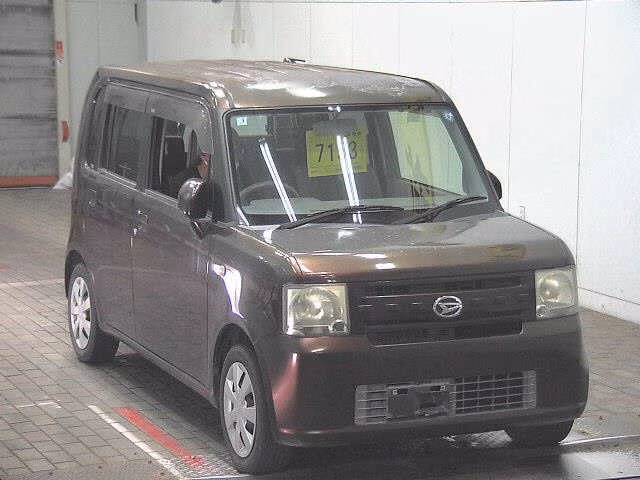 DAIHATSU MOVE CONTE