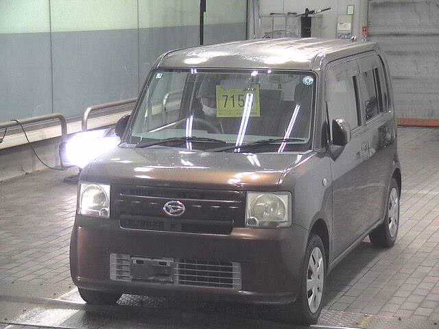 DAIHATSU MOVE CONTE
