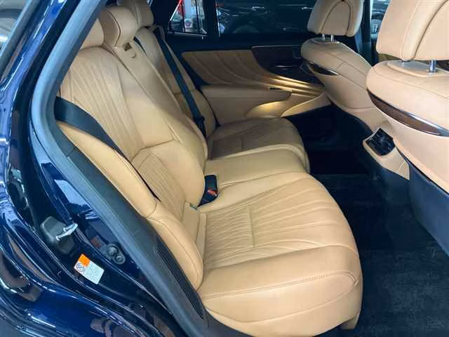 Lexus LS500h