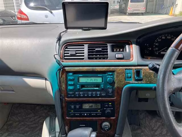 TOYOTA MARK II