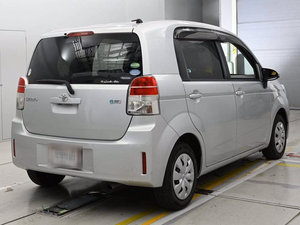 TOYOTA SPADE
