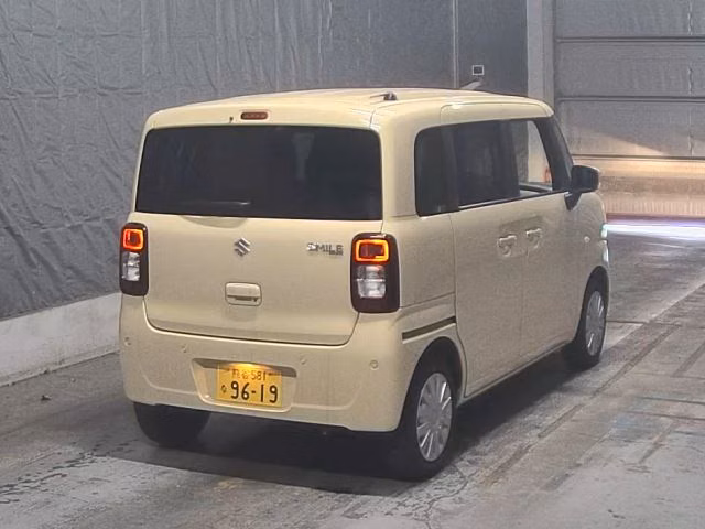 SUZUKI WAGON R SMILE