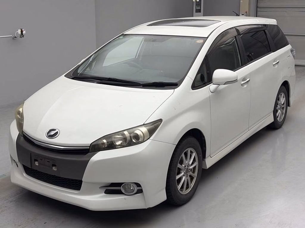 TOYOTA WISH