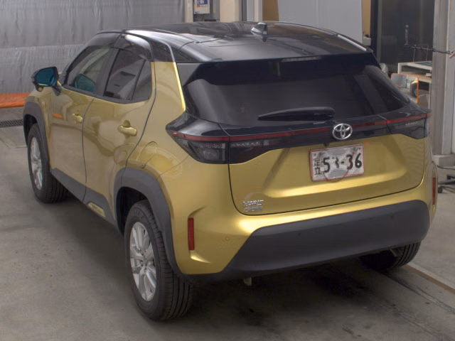 TOYOTA YARIS CROSS