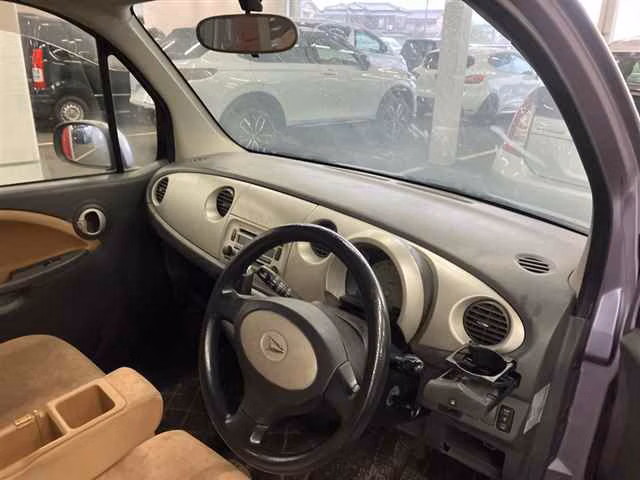 Daihatsu Move Latte