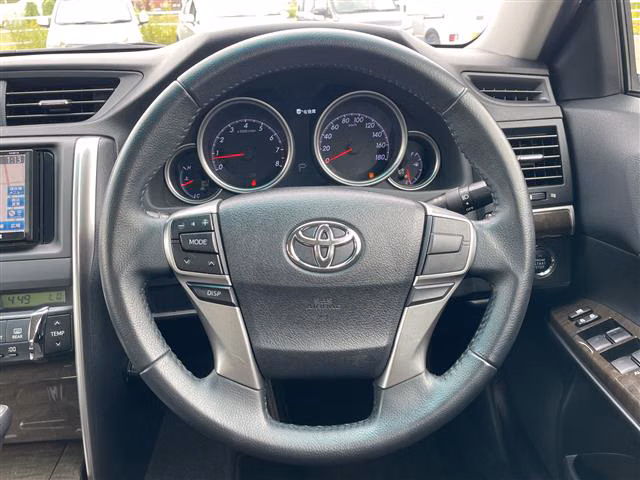 TOYOTA MARK X