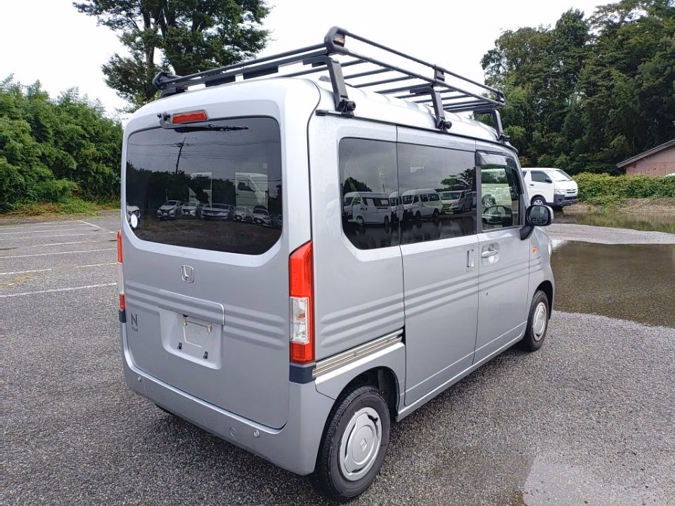 HONDA N-VAN