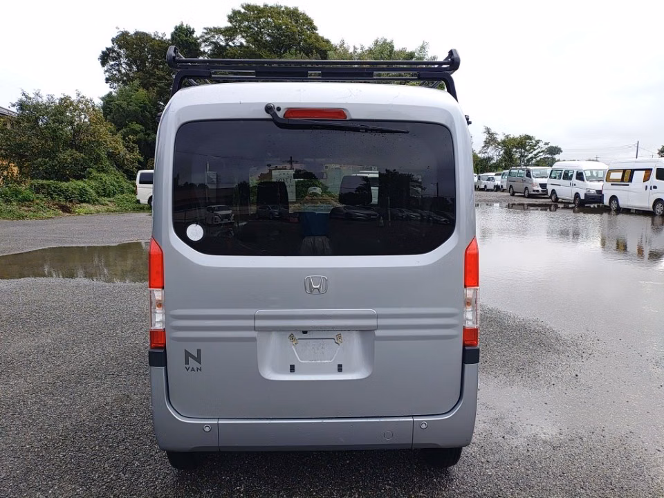 HONDA N-VAN