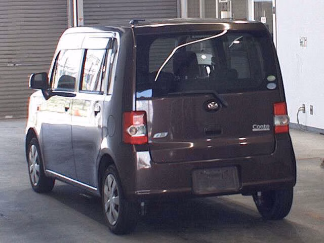 Daihatsu Move Conte