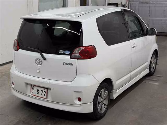 TOYOTA PORTE