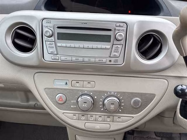 TOYOTA PORTE