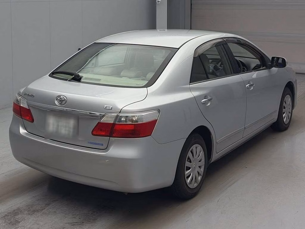 TOYOTA PREMIO