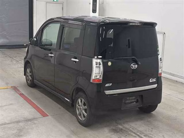 DAIHATSU TANTO EXE