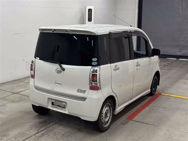 DAIHATSU TANTO EXE
